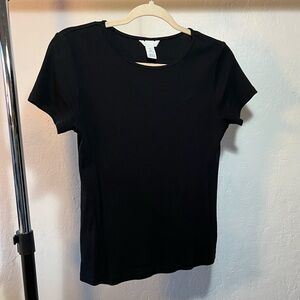 H&M Black scoop neck short sleeve top
Size L